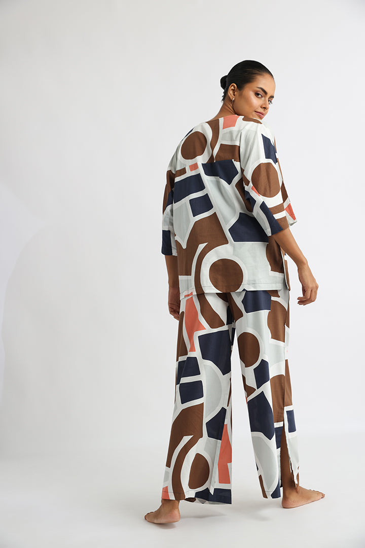 Abstract Print Anti-Fit Co-ord Set: Travel in Contemporary Comfort