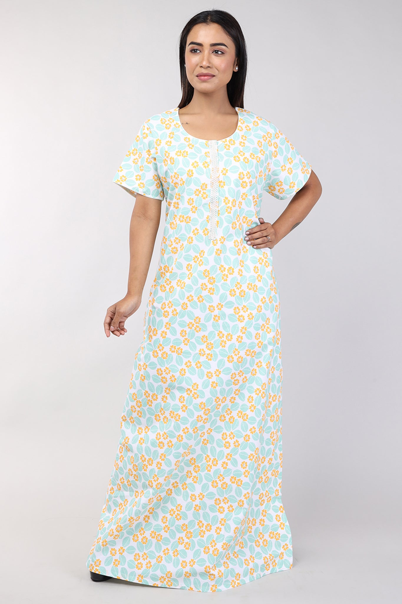 Women Off-White Floral Print Cotton Cambric Nighty