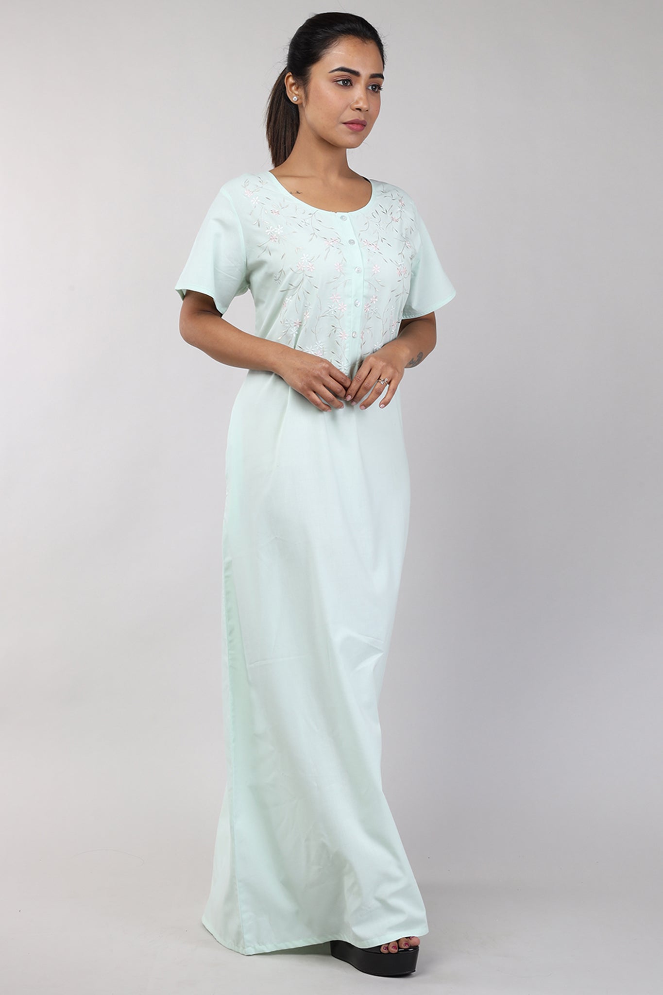 Women Plain Light Green Bizzy Lizzy Cotton Nighty