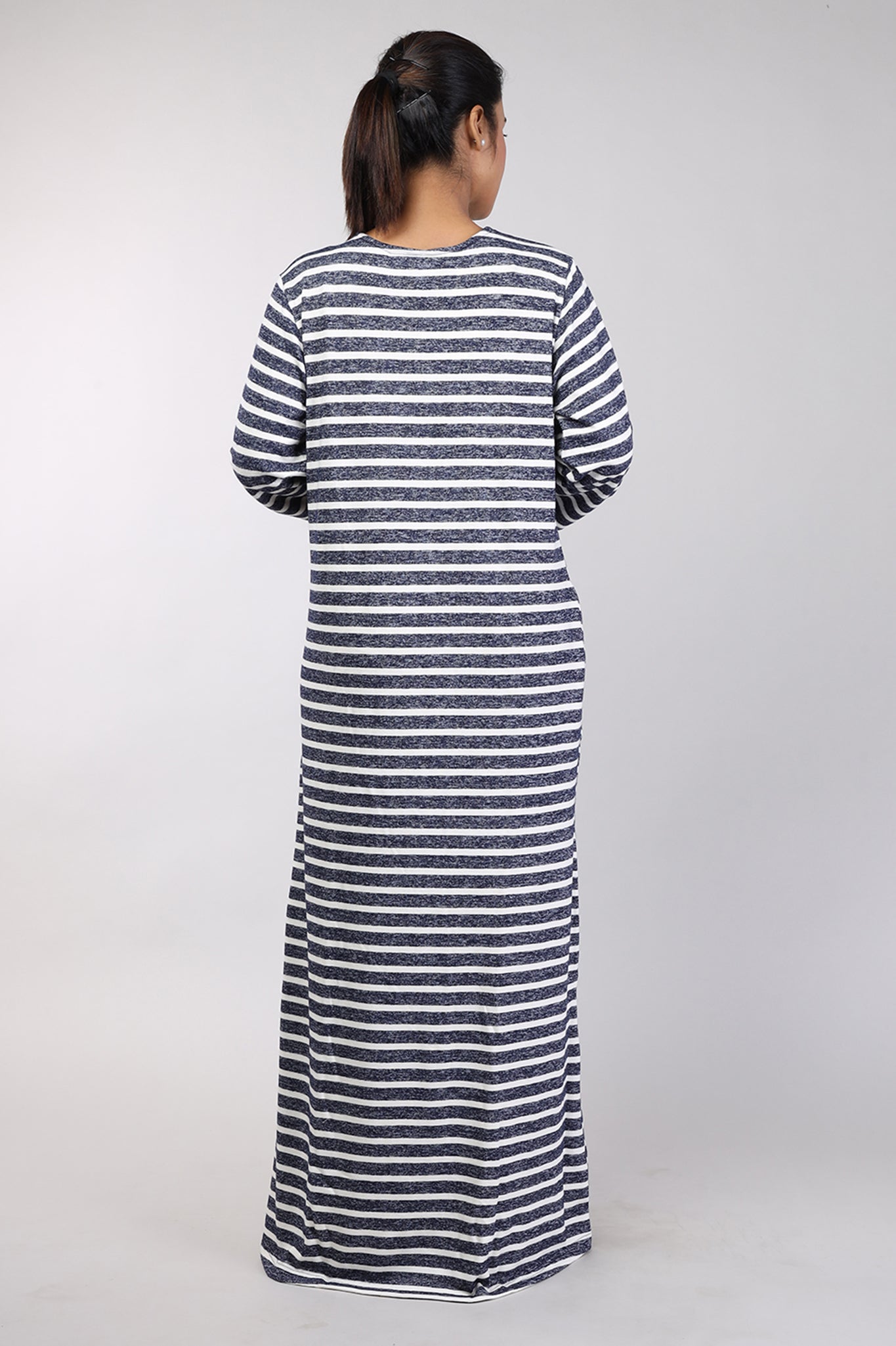 Women Navy Blue Stripes Machine Embroidery Knitted Winter Nighty